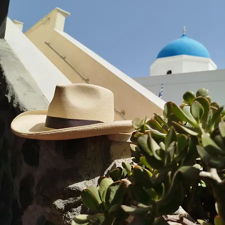 Angels Santorini Villa