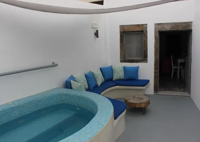 Angels Santorini Villa