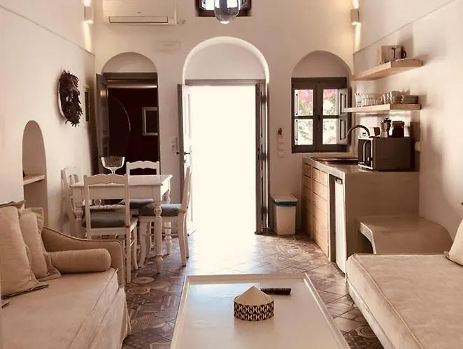 Angels Santorini * Megalokori