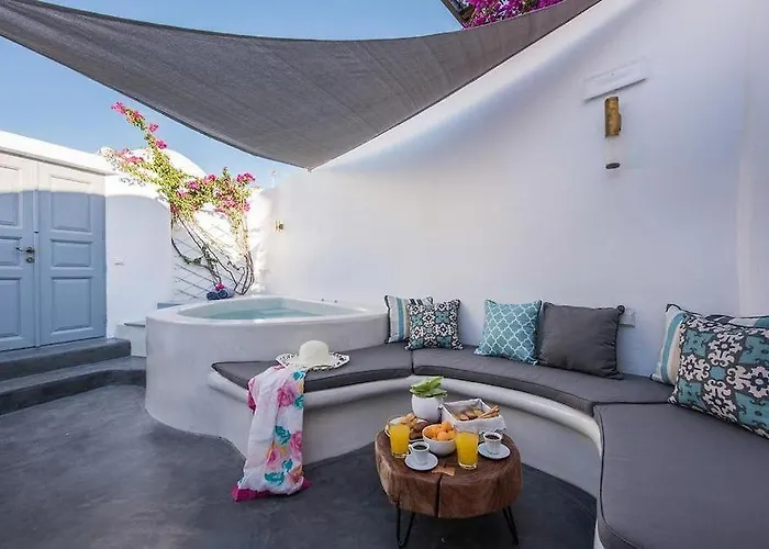 Angels Santorini Villa Megalokori
