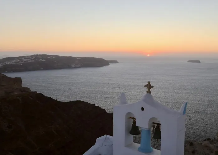 Angels Santorini Megalochori (Santorini)